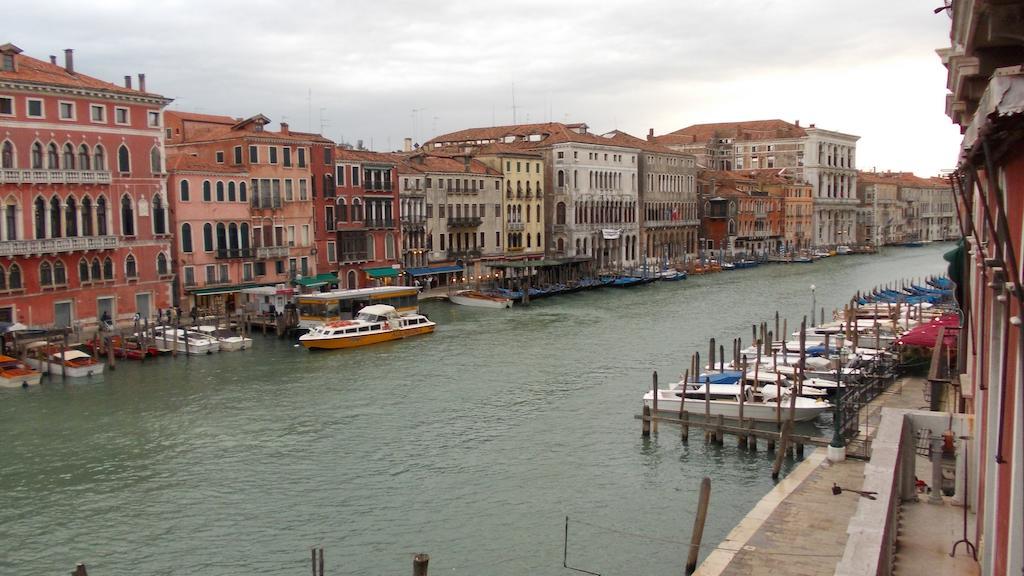 Hotel Magic Rialto Venedig Zimmer foto